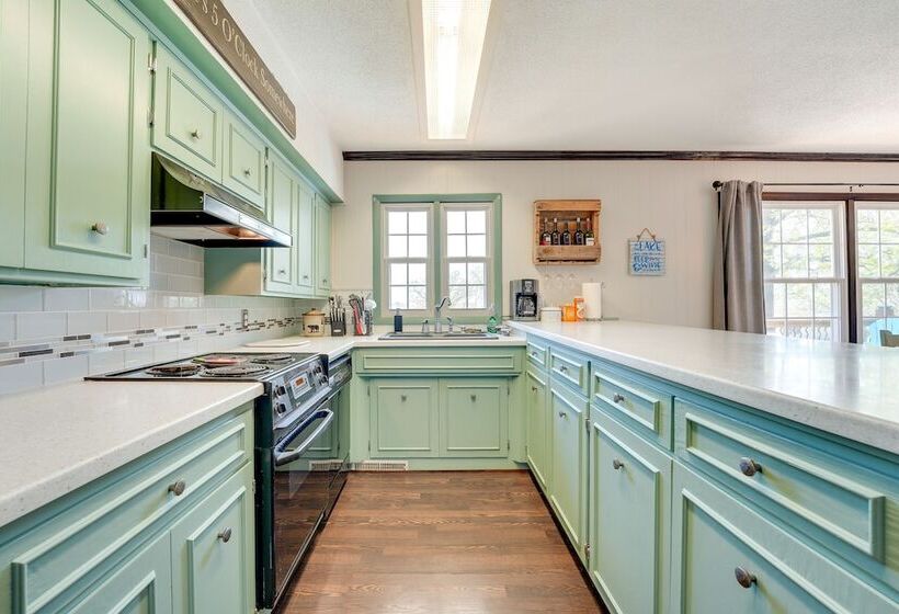 Charming Shell Knob Home: 16 Mi To Dogwood Canyon!