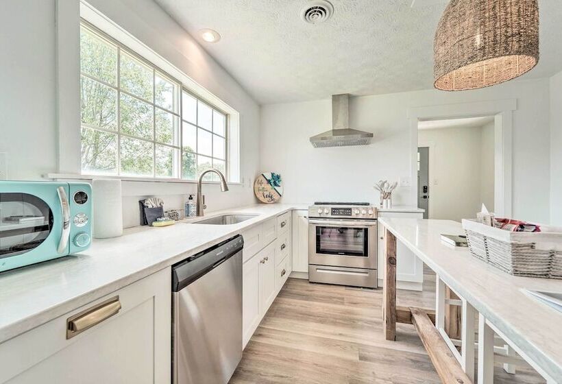 Cherokee Lake Home W/ Private Dock & Patio!