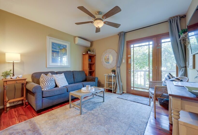 Chic Peaceful Retreat 16 Mi To Beaches & Wineries!