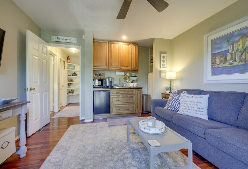 Chic Peaceful Retreat 16 Mi To Beaches & Wineries!