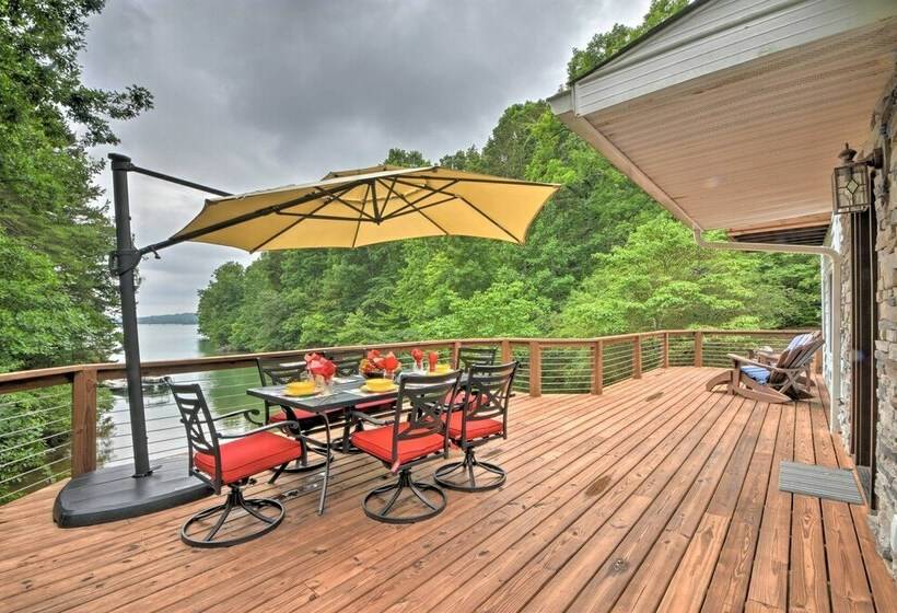 South Carolina Retreat On Lake Keowee W/ Dock