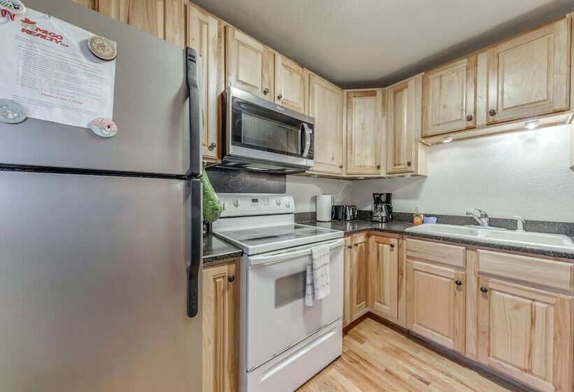 Cloudcroft Cabin Vacation Rental: 3 Mi To Skiing!