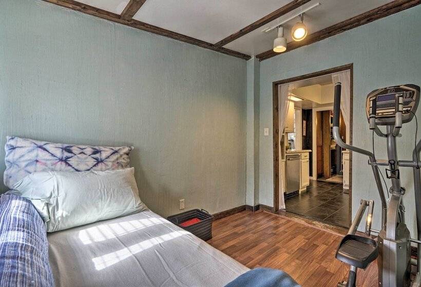 Comfortable Craftsman Home   2 Miles To Ub Campus!