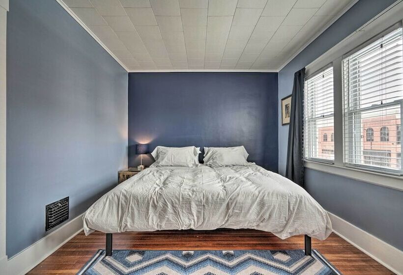 Comfortable Craftsman Home   2 Miles To Ub Campus!