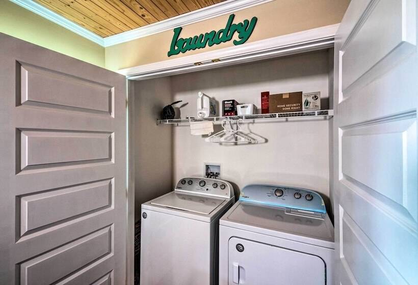 Cottage W/ Deck & Bbq: 2 Mi To Dale Hollow Lake!