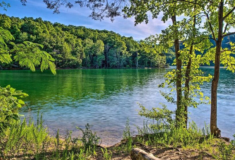 Cottage W/ Deck & Bbq: 2 Mi To Dale Hollow Lake!