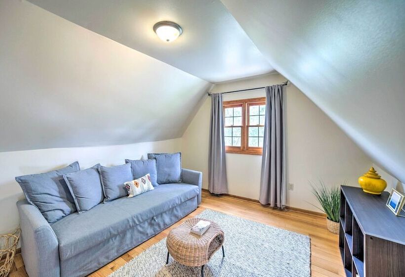 Cozy Abode ~ 3 Mi To Indiana Dunes Nat L Park