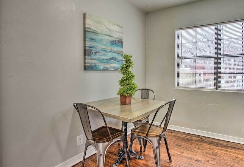 Cozy Bethany Vacation Home   Pets Welcome!