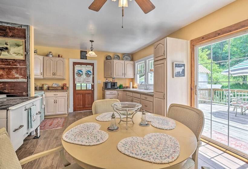 Fish, Bike & Hike: Blue Ridge Cottage!