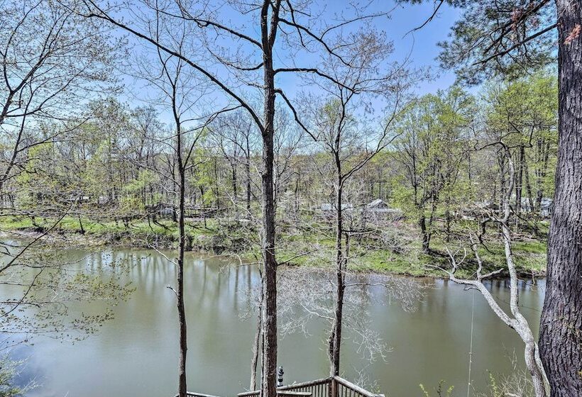 Cozy Cabin With Sunroom & Cacapon River Access!