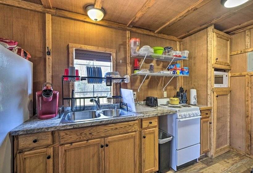 Cozy Cookson Cabin W/ Fire Pit: 1 Mi To Lake!
