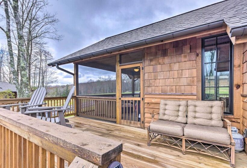 Putt Putt, Pickleball + Trails: Glenville Getaway