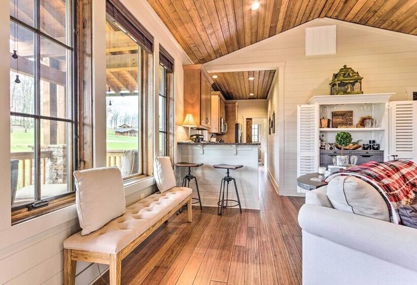 Putt Putt, Pickleball + Trails: Glenville Getaway