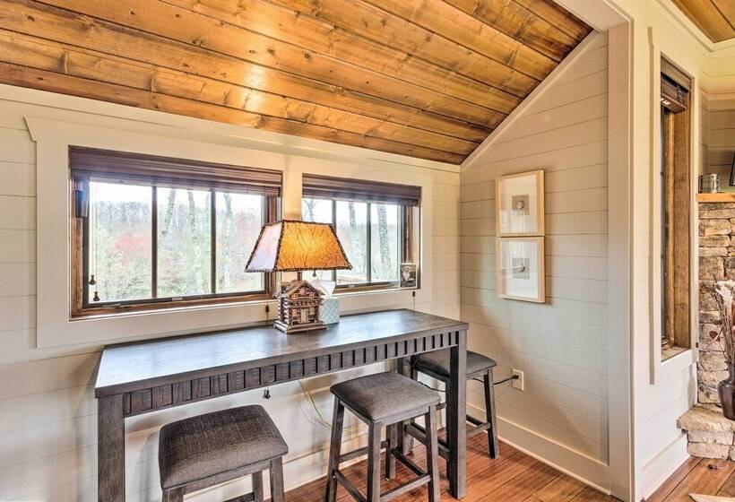 Putt Putt, Pickleball + Trails: Glenville Getaway