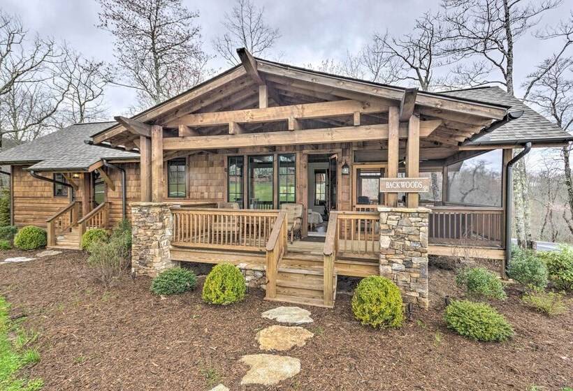 Putt Putt, Pickleball + Trails: Glenville Getaway