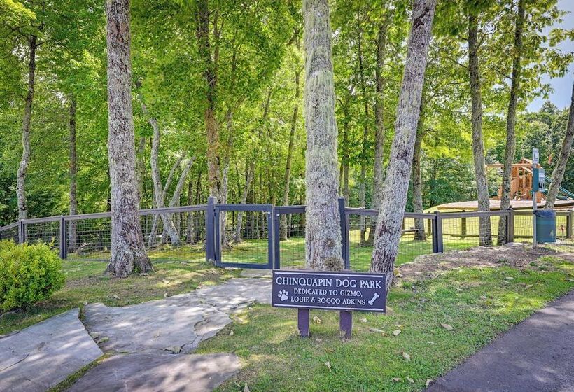 Putt Putt, Pickleball + Trails: Glenville Getaway