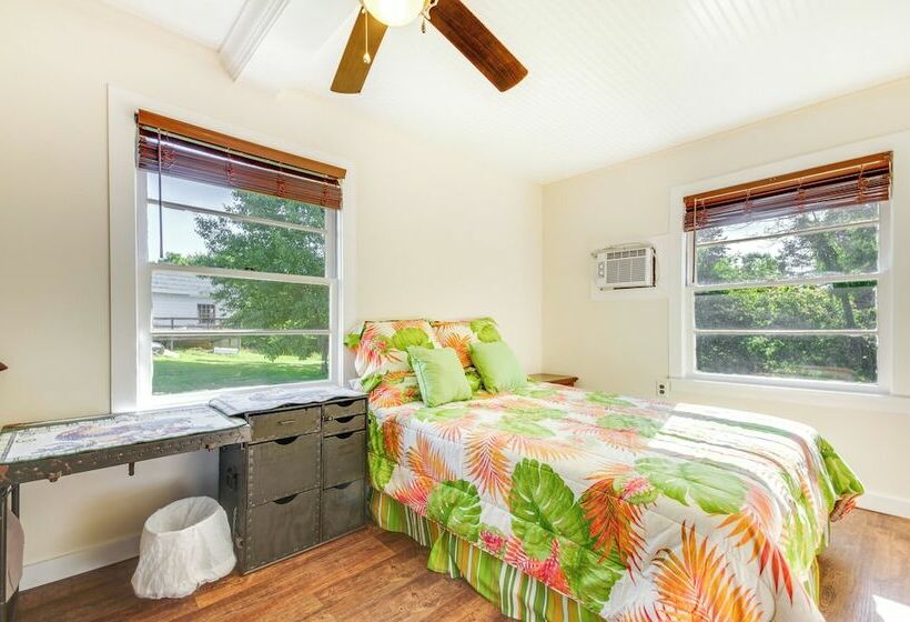 Cozy Henderson Hideaway: Fish, Hike, & Boat!