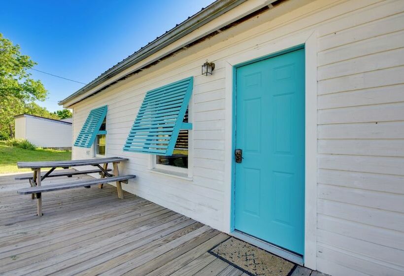 Cozy Henderson Hideaway: Fish, Hike, & Boat!