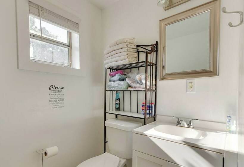 Cozy Henderson Hideaway: Fish, Hike, & Boat!