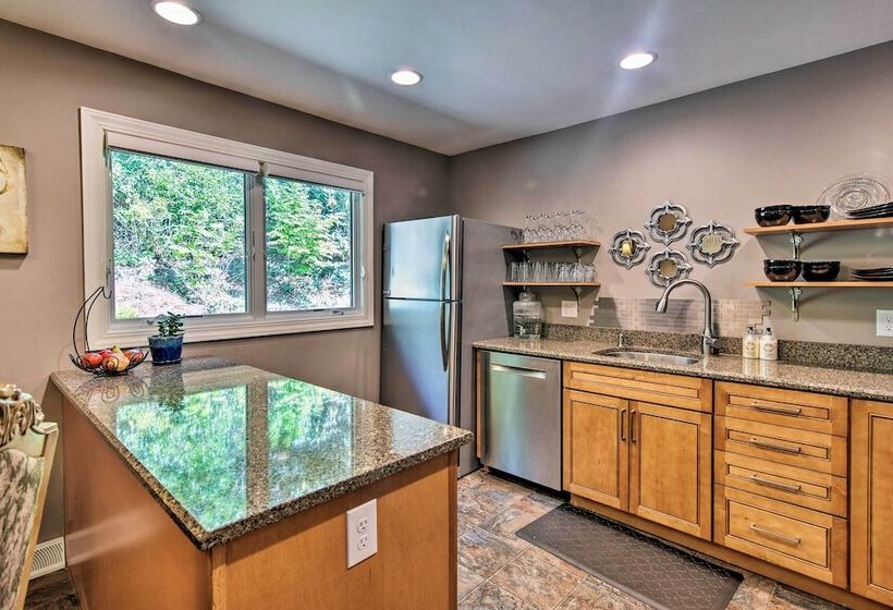 Cozy Hideaway W/ Grill, 17 Mi To Asheville