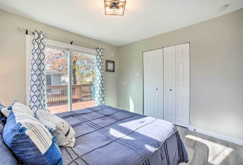 Cozy Hobart Retreat < 9 Mi To Lake Michigan!