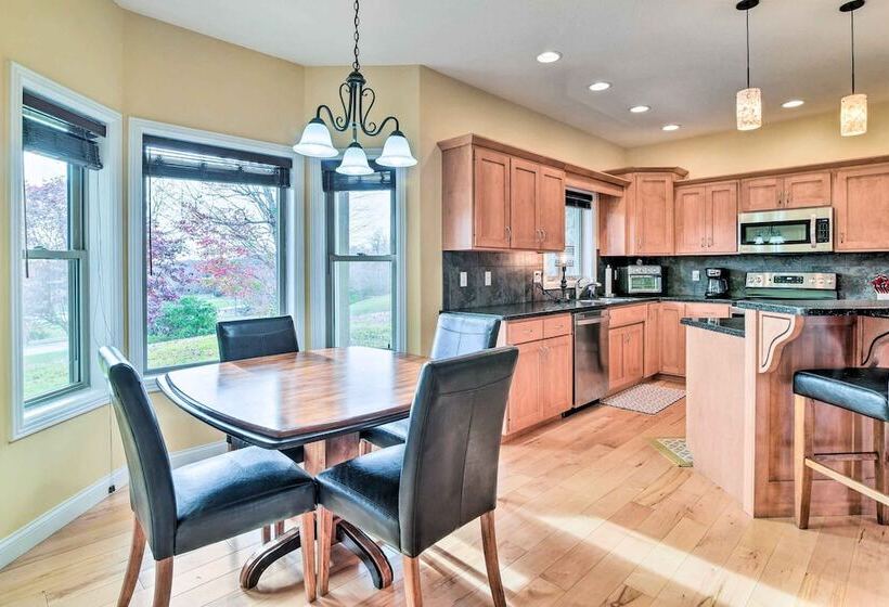 Cozy Home W/ Patio, 2 Mi To Dale Hollow Lake!