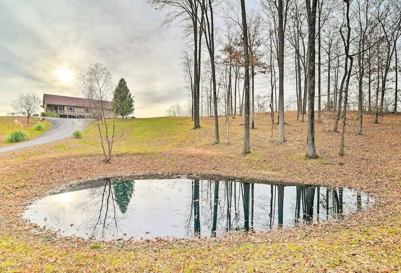 Cozy Home W/ Patio, 2 Mi To Dale Hollow Lake!