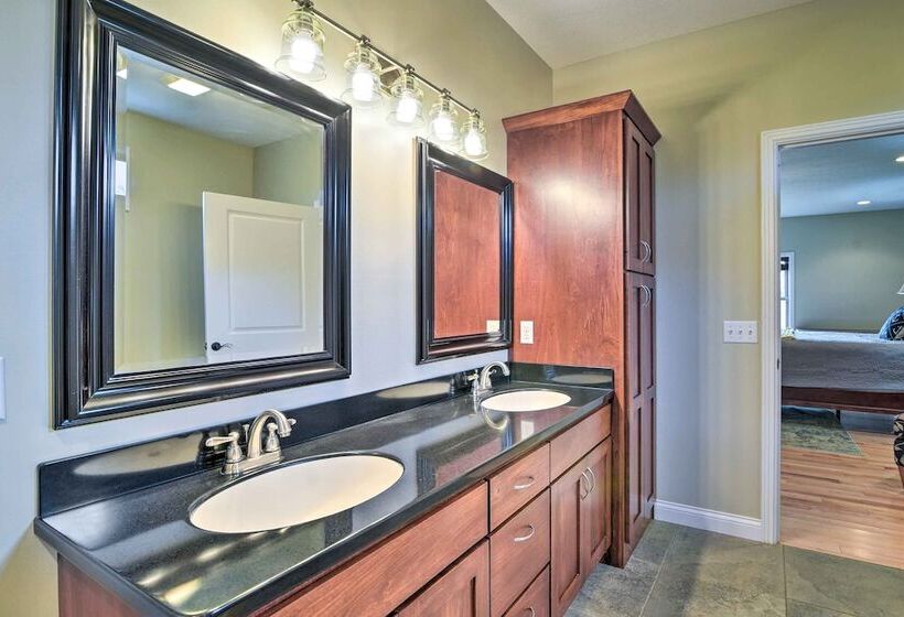 Cozy Home W/ Patio, 2 Mi To Dale Hollow Lake!