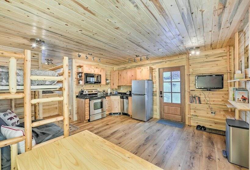 Cozy Island Park Cabin, 20 Mi To Yellowstone!