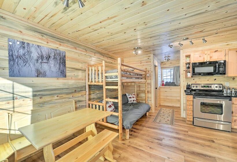 Cozy Island Park Cabin, 20 Mi To Yellowstone!