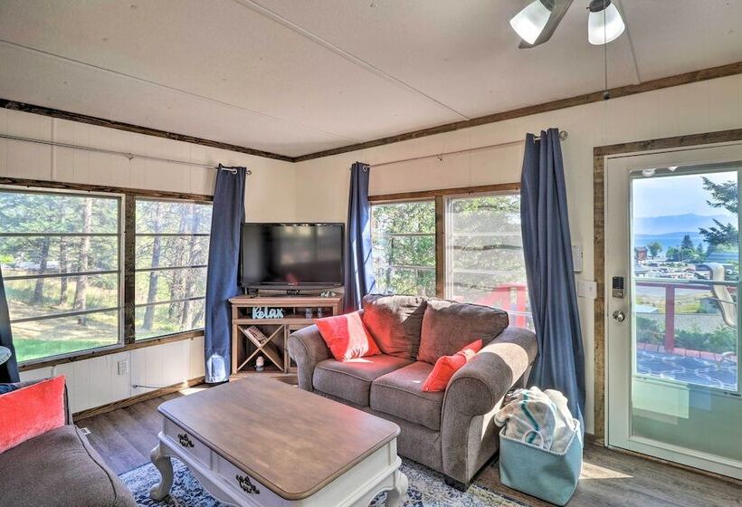 Cozy Lakeside Home W/ Lake & Mountain Views!