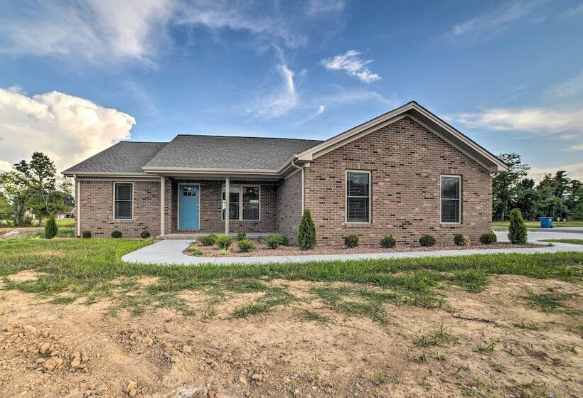 Cozy Murray Retreat Near Msu & Local Eateries