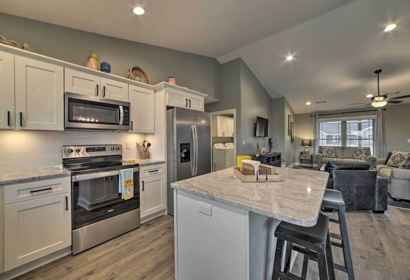 Cozy Murray Retreat Near Msu & Local Eateries