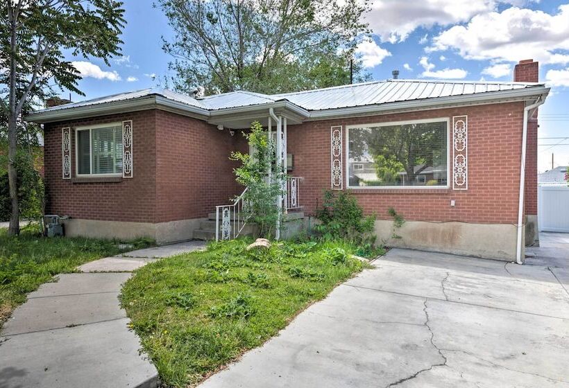 Cozy Salt Lake City Home: Hike, Ski & Explore!