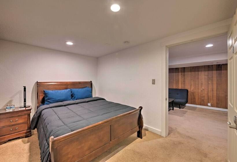 Cozy Salt Lake City Home: Hike, Ski & Explore!