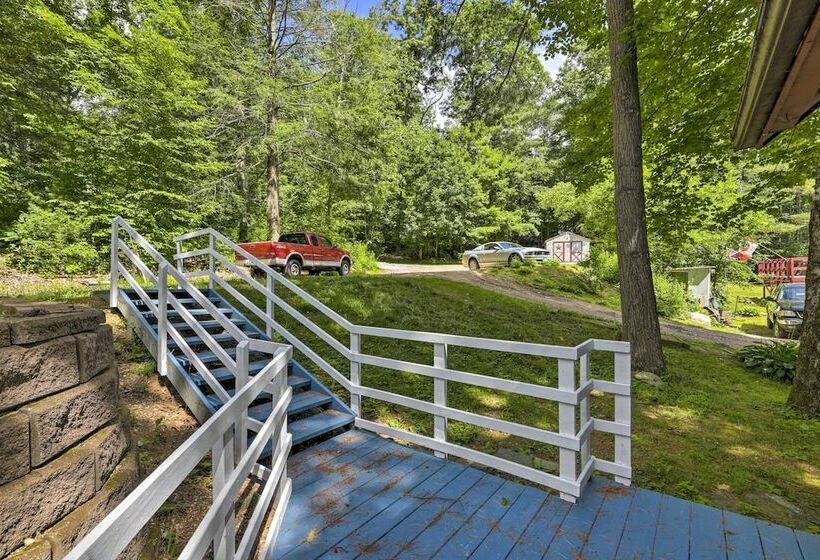 Cozy Stafford Cabin, Near Reservoir & Beach!
