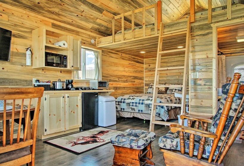 Custom Cabin Augusta Mt 360 View On Rocky Mtn Frnt