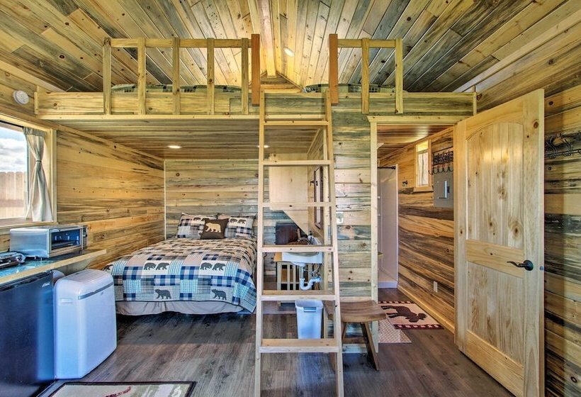 Custom Cabin Augusta Mt 360 View On Rocky Mtn Frnt