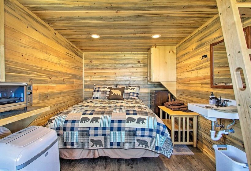 Custom Cabin Augusta Mt 360 View On Rocky Mtn Frnt