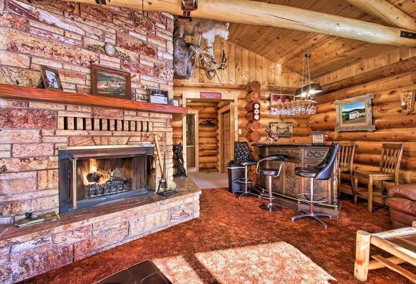 Secluded Dillon Home W/ Private Hot Tub + Deck!