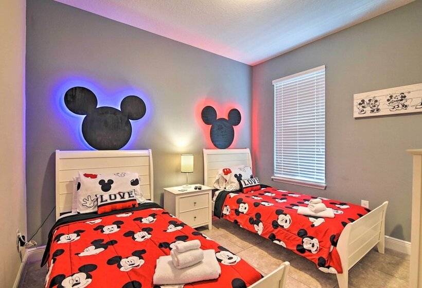 Game Room: Disney Themed Resort Home In Davenport!