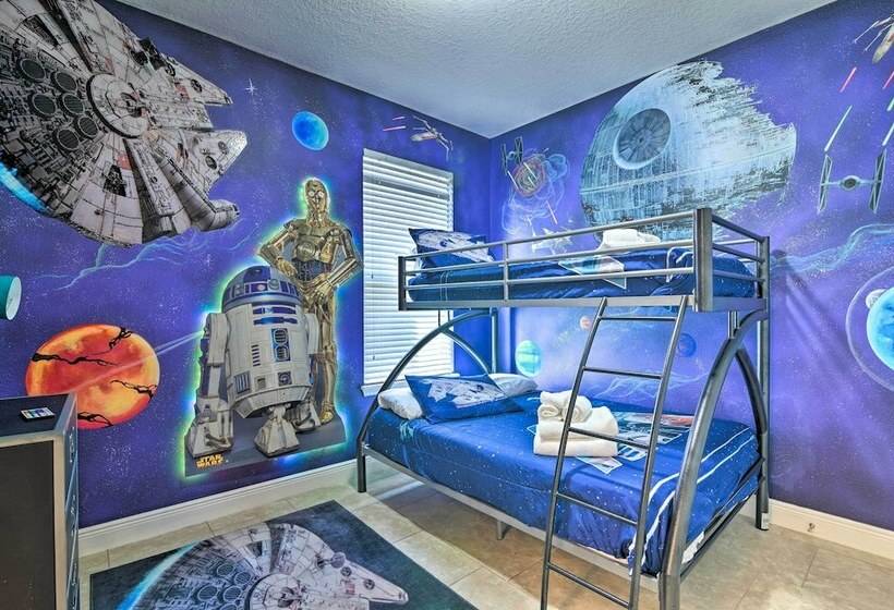 Game Room: Disney Themed Resort Home In Davenport!