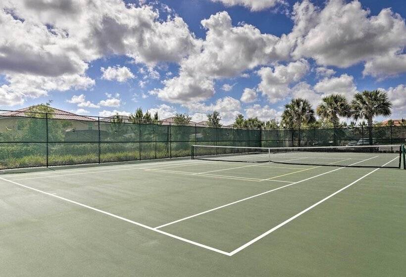 Game Room: Disney Themed Resort Home In Davenport!