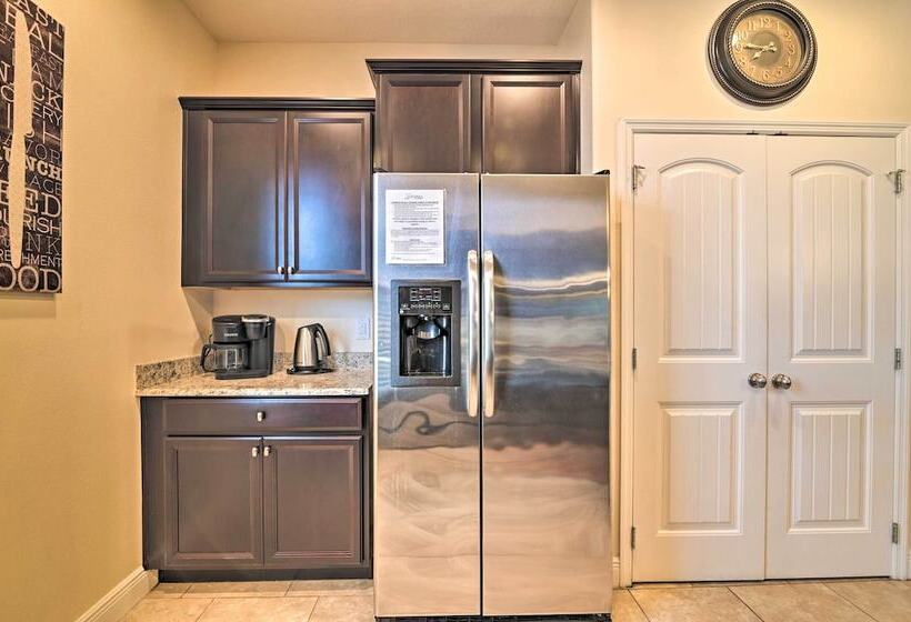 Game Room: Disney Themed Resort Home In Davenport!