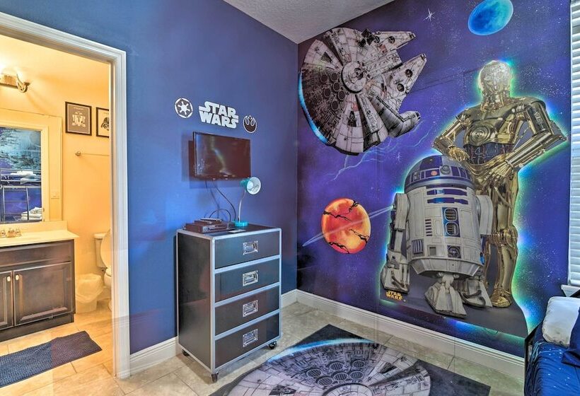 Game Room: Disney Themed Resort Home In Davenport!