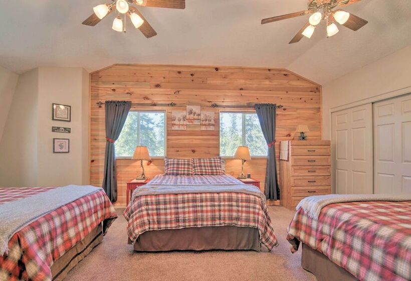 Duck Creek Village Cabin Near National Forest!