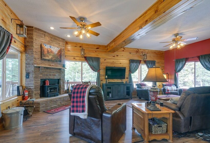 Duck Creek Village Cabin Near National Forest!