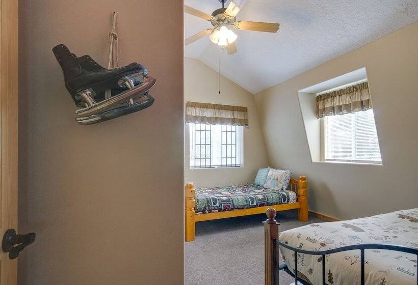 Duck Creek Village Cabin Near National Forest!