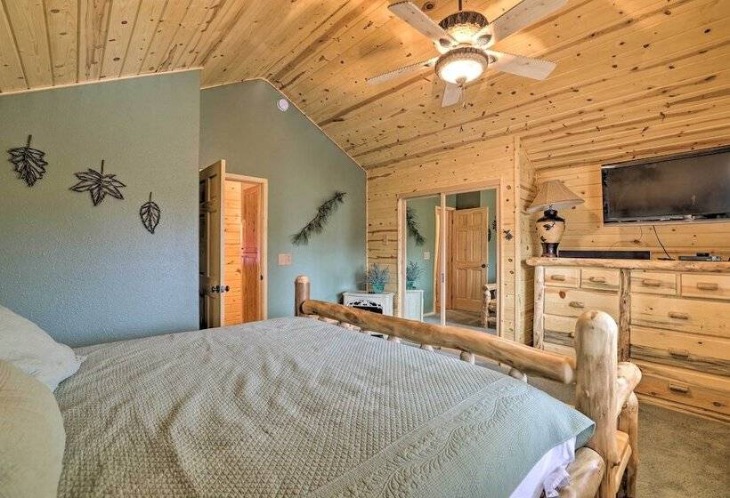 Duck Creek Village Cabin: Ski, Hike & Fish!