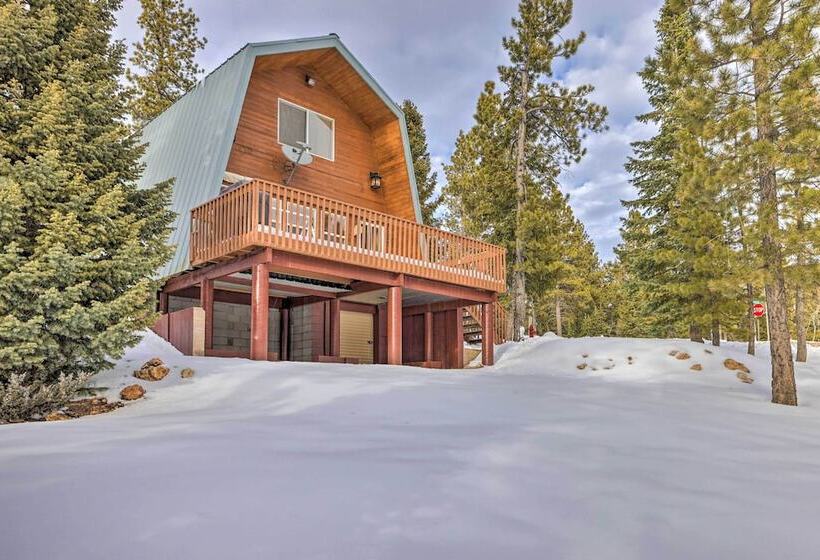 Duck Creek Village Cabin: Ski, Hike & Fish!